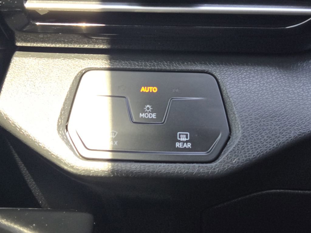 Used 2023 Volkswagen ID.4 Pro image 24