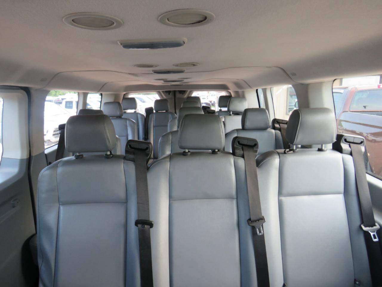 Used 2015 Ford Transit 350 XL RWD image 20