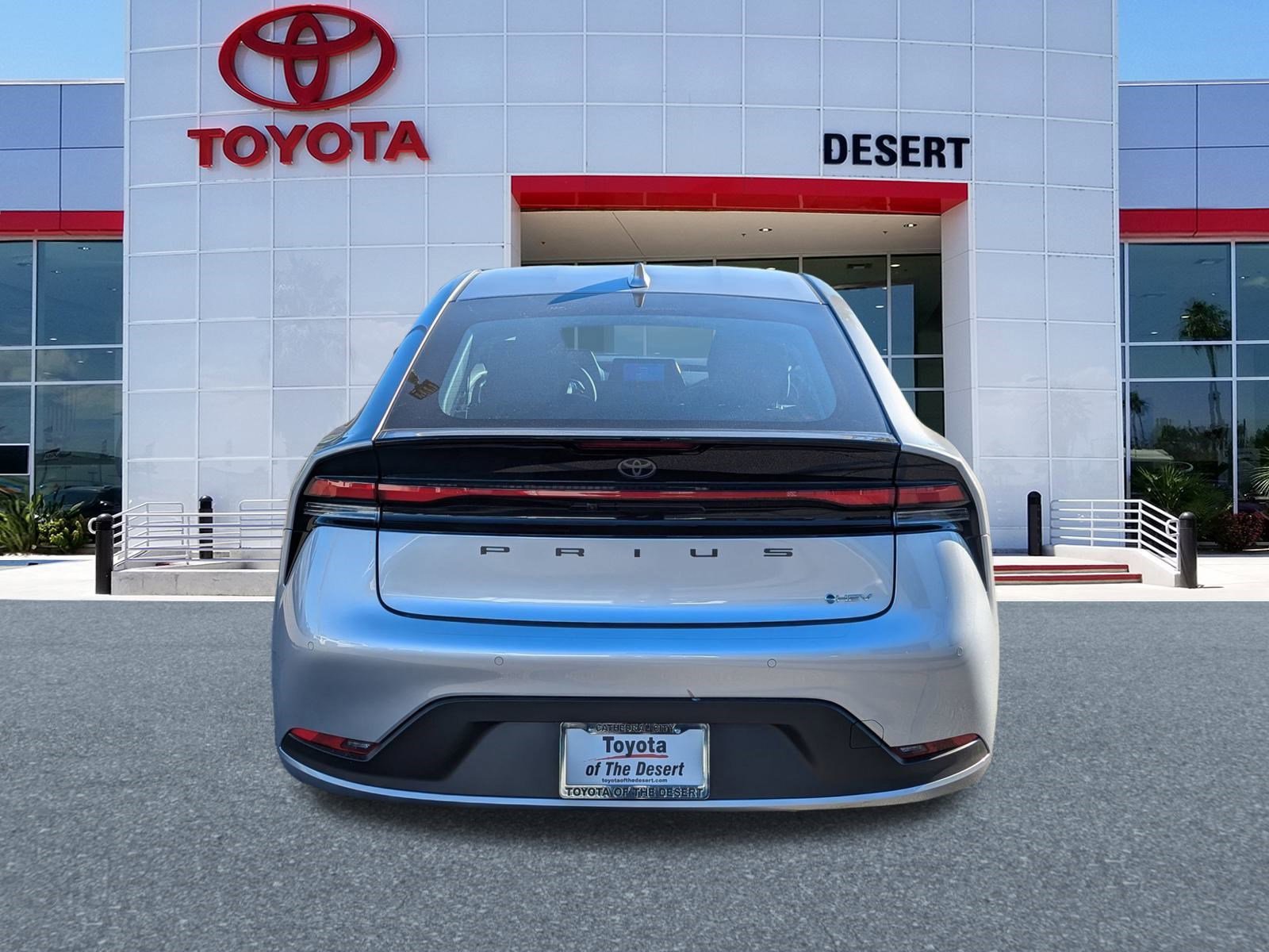 New 2026 Toyota Prius LE FWD image 5