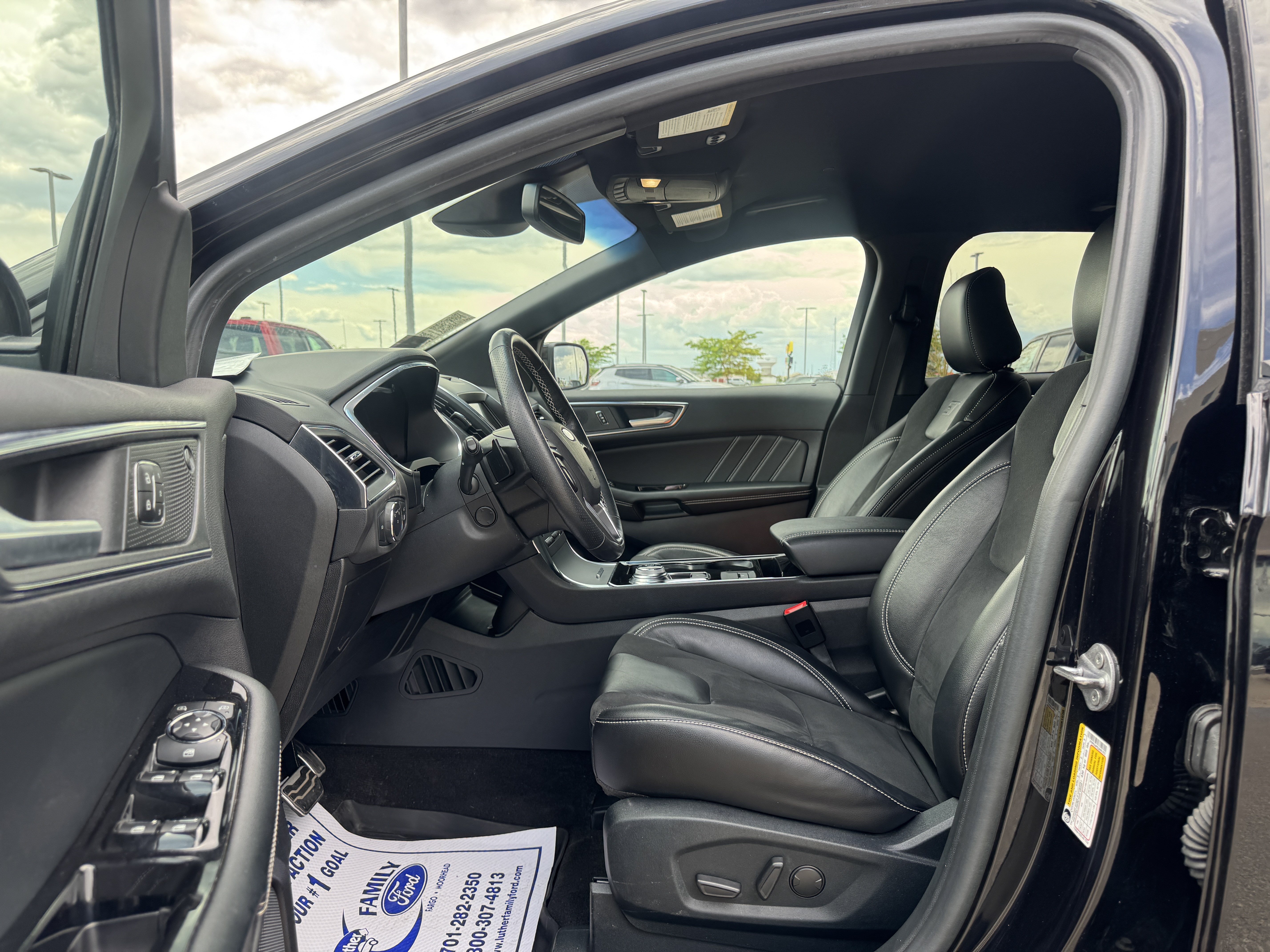 Used 2020 Ford Edge ST w/ Cold Weather Package AWD/4WD image 18