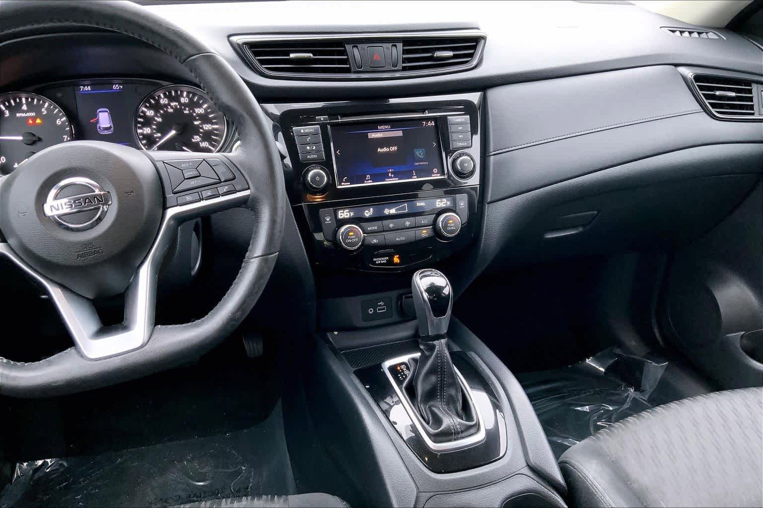 Used 2019 Nissan Rogue SV FWD image 7