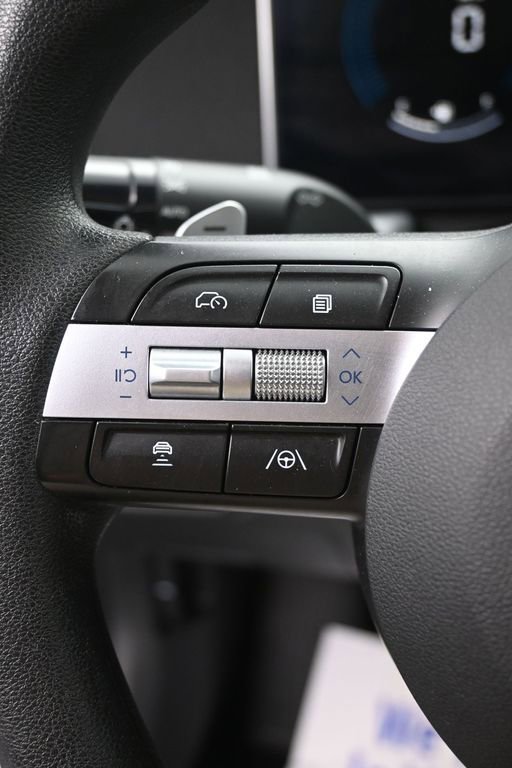 Used 2024 Hyundai Sonata SEL FWD image 17