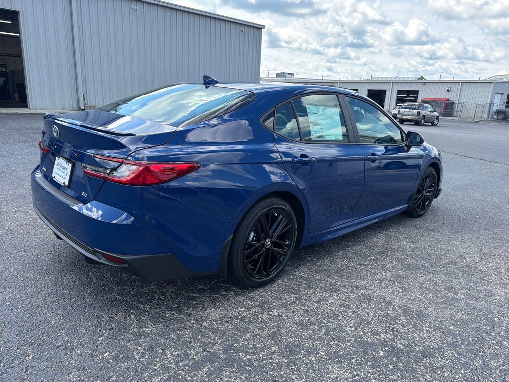 New 2026 Toyota Camry SE FWD image 5