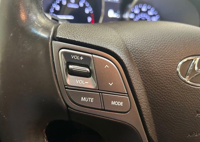 Used 2018 Hyundai Santa Fe Sport 2.0T FWD image 28