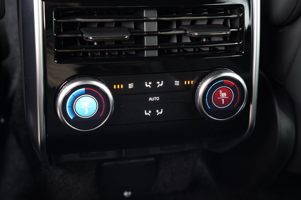 New 2026 Land Rover Range Rover SE AWD/4WD image 33