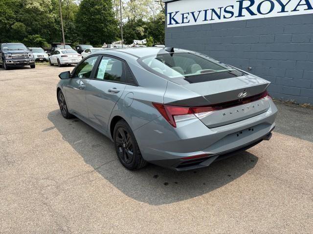 Used 2021 Hyundai Elantra SEL image 8