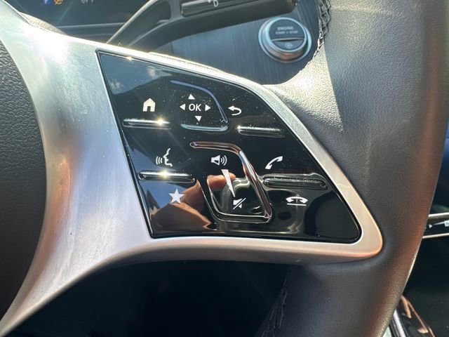 Used 2025 Mercedes-Benz C 300 4MATIC Sedan image 34