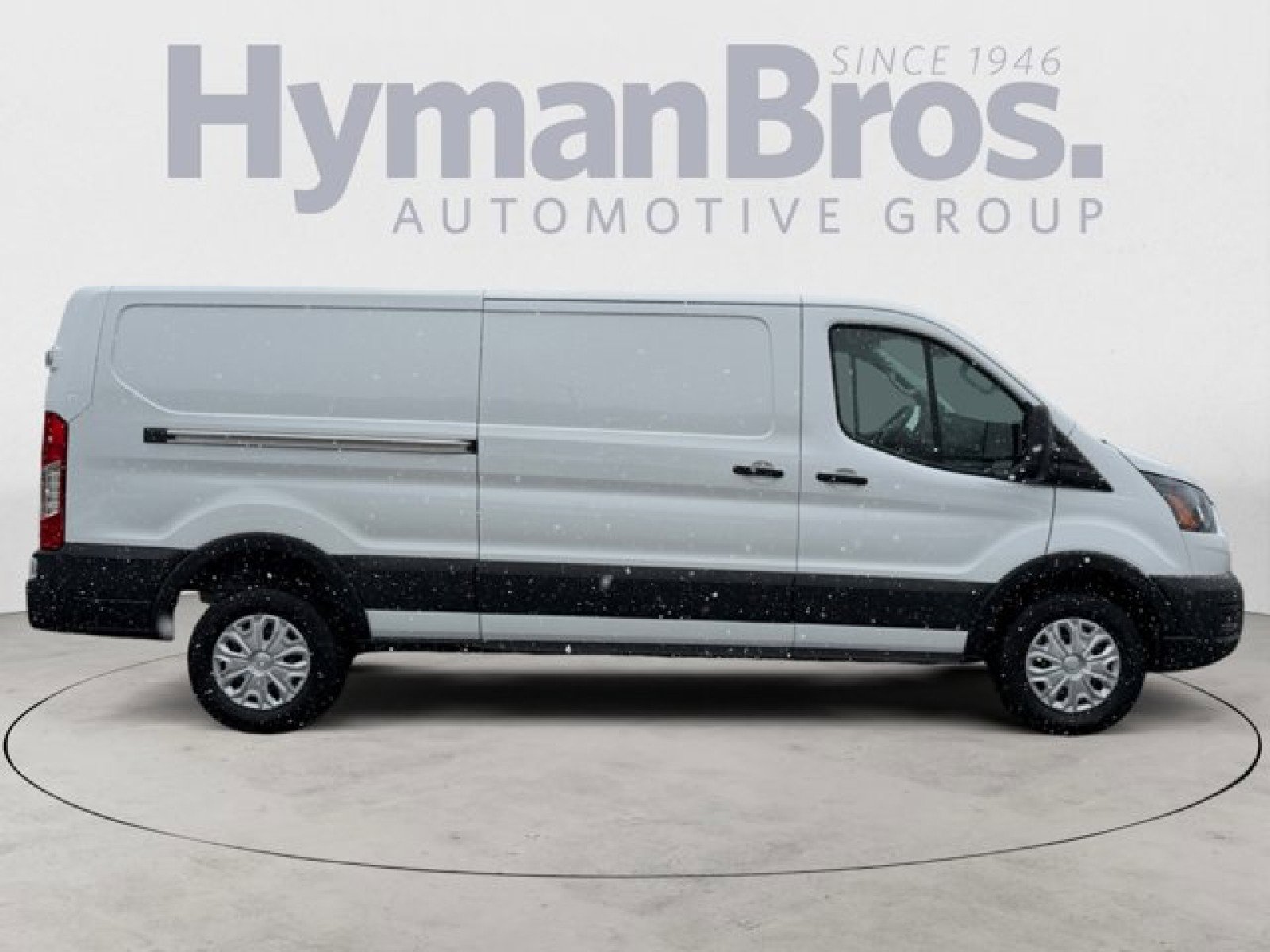 Used 2023 Ford E-Transit Low Roof image 2