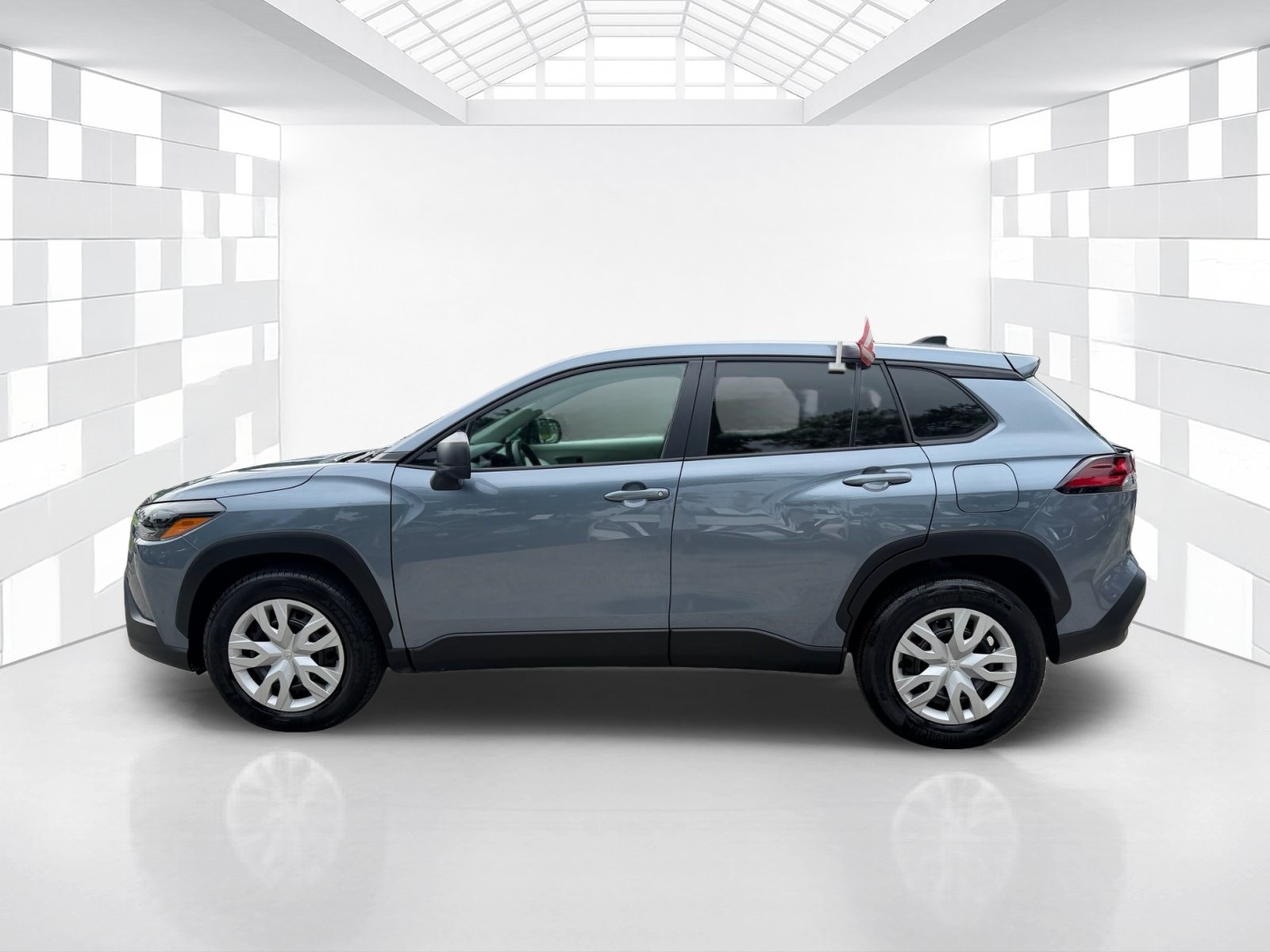 Used 2026 Toyota Corolla Cross L FWD image 4