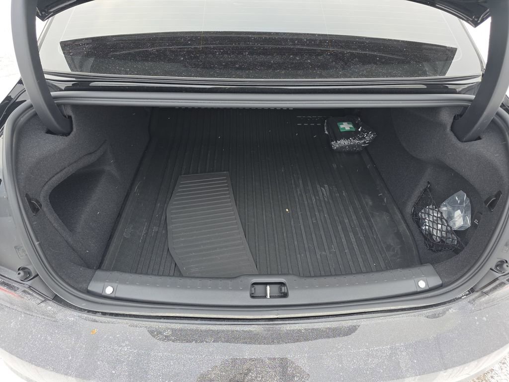 Used 2024 Volvo S90 B6 Ultimate w/ Protection Package Premier image 18