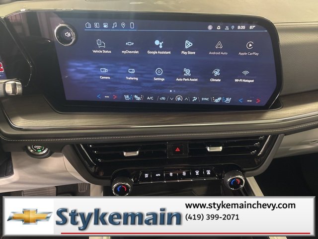 New 2026 Chevrolet Suburban Premier image 22