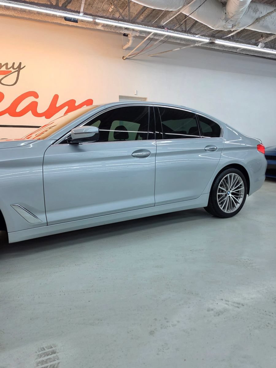 Used 2018 BMW 530i RWD image 5