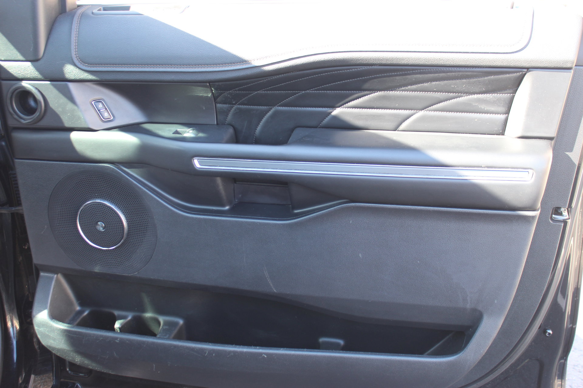 Used 2018 Ford Expedition Max Platinum image 38