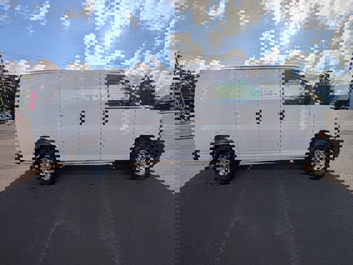 New 2025 Chevrolet Express 2500 w/ Communications Package image 6