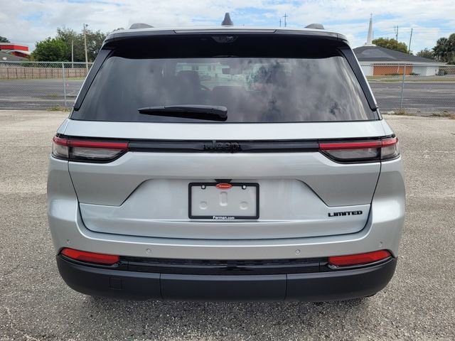 New 2025 Jeep Grand Cherokee Limited w/ Luxury Tech Group II image 6