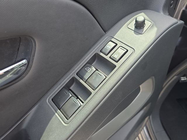 Certified 2024 Nissan Frontier SL AWD/4WD image 19