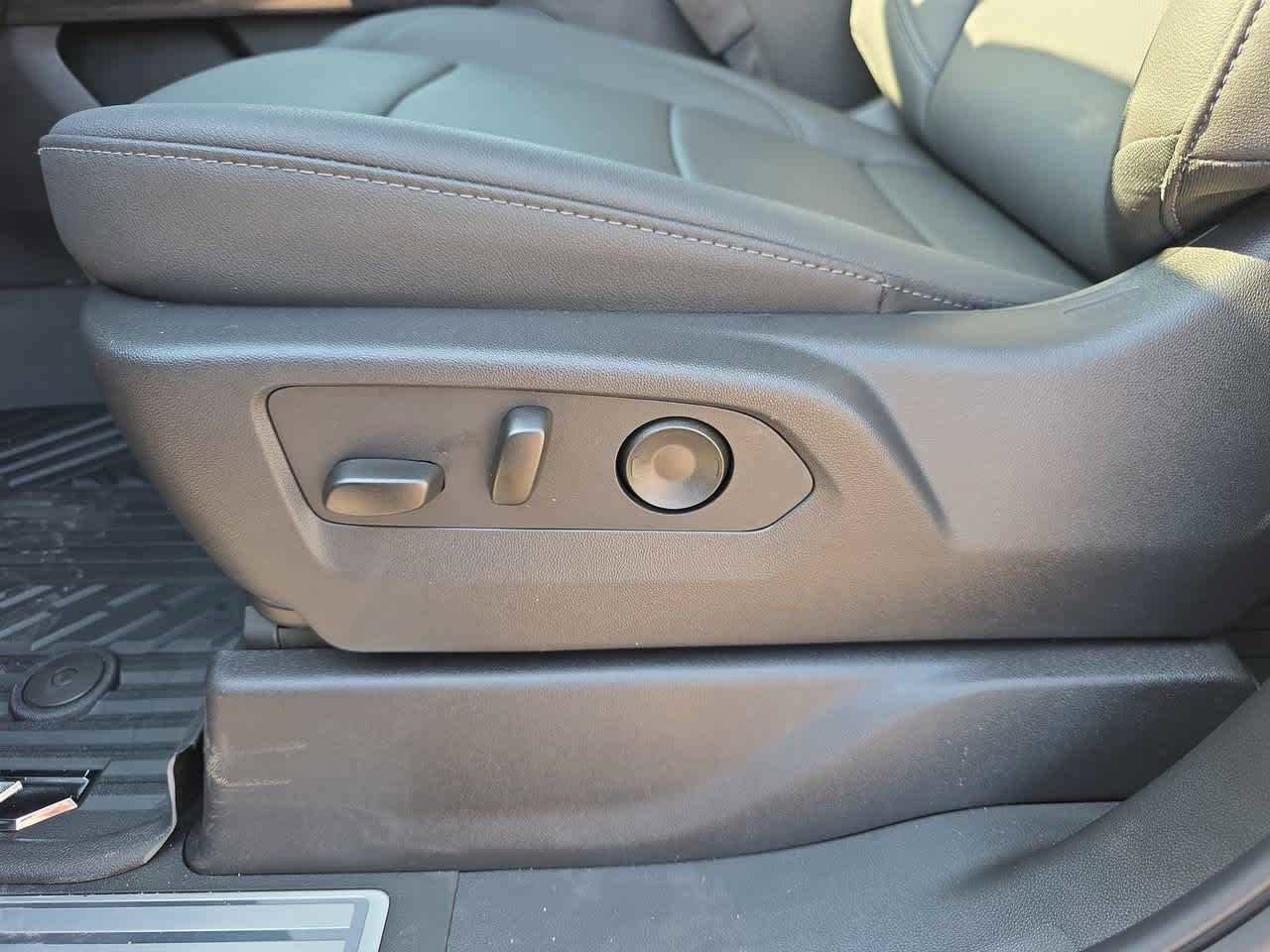 New 2026 Chevrolet Silverado 2500 LTZ w/ LTZ Plus Package image 18