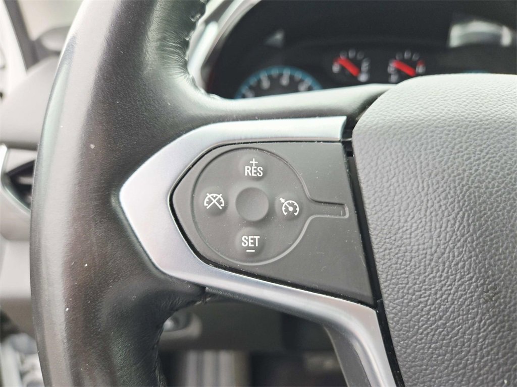 Used 2021 Chevrolet Traverse LT image 21