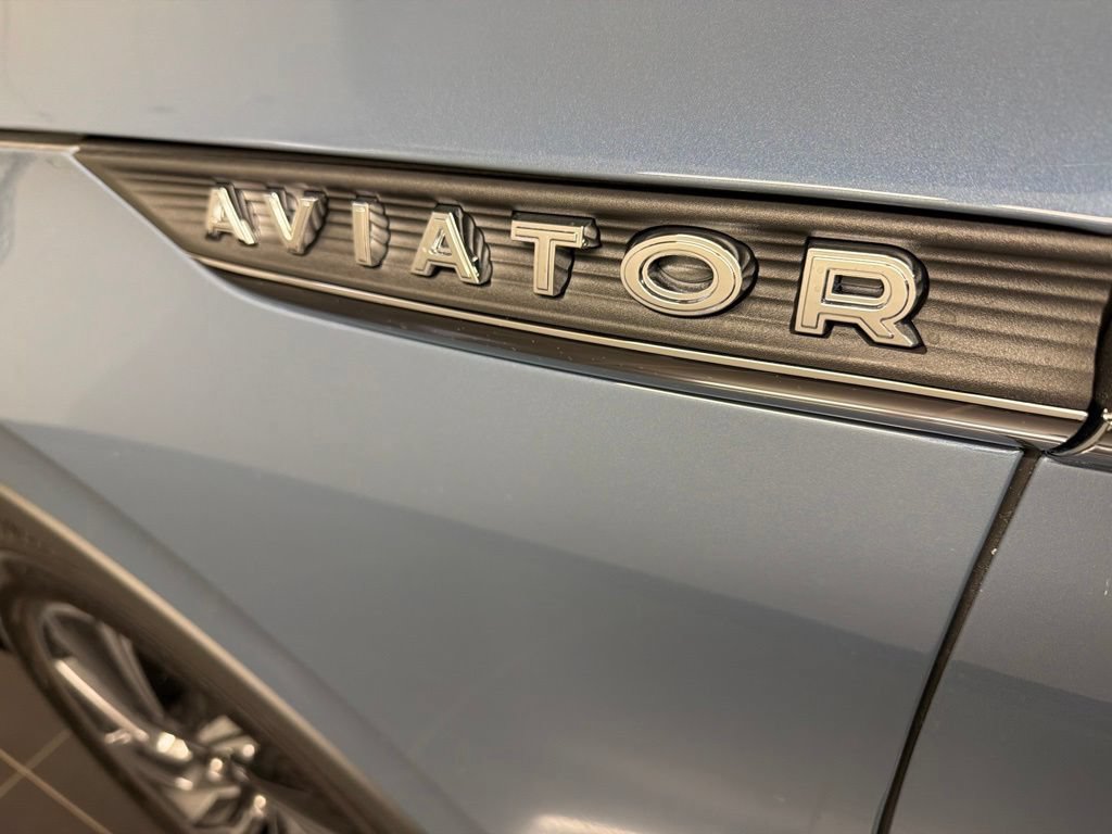 New 2026 Lincoln Aviator AWD image 40