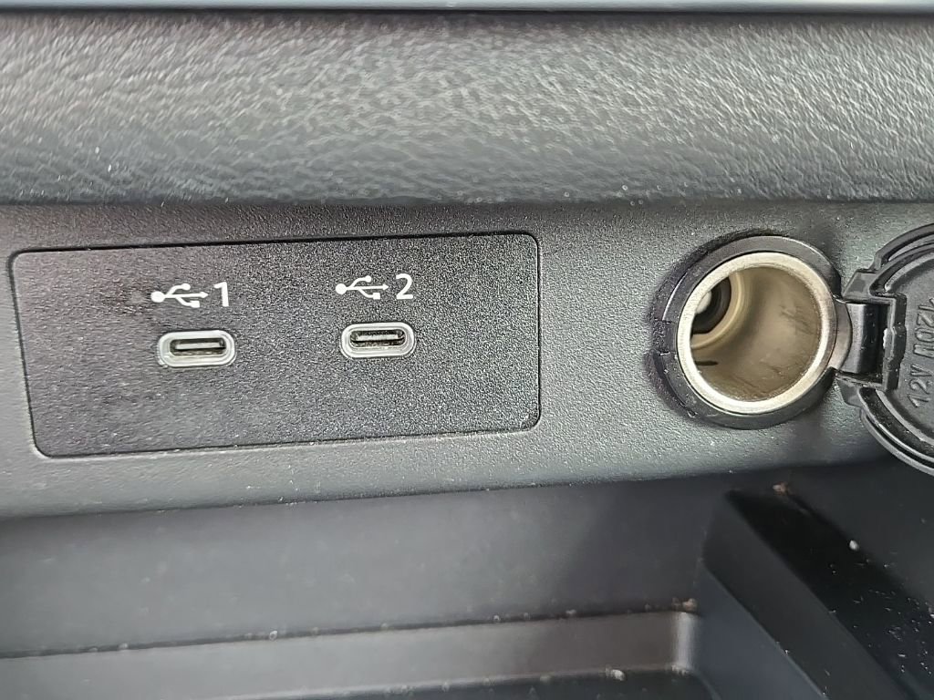 Used 2024 Nissan Rogue SV image 26