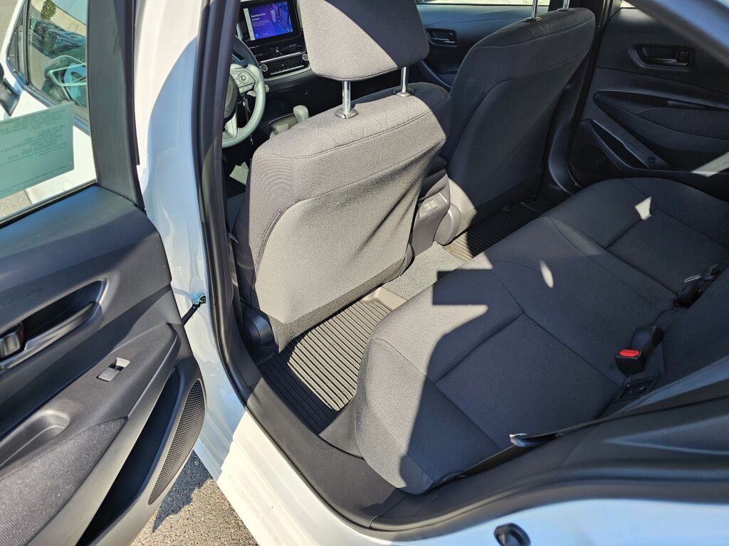 New 2025 Toyota Corolla LE image 7