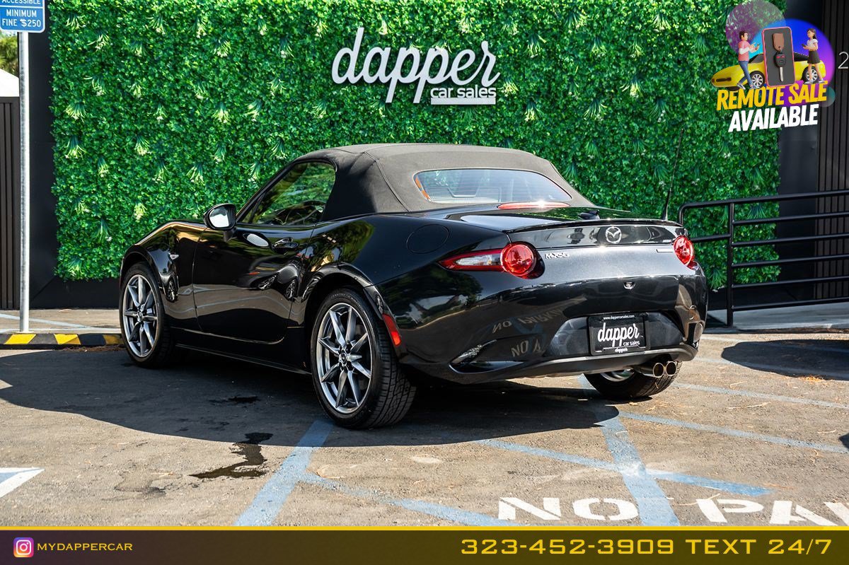 Used 2022 MAZDA MX-5 Miata Grand Touring w/ Weather Package RWD image 11