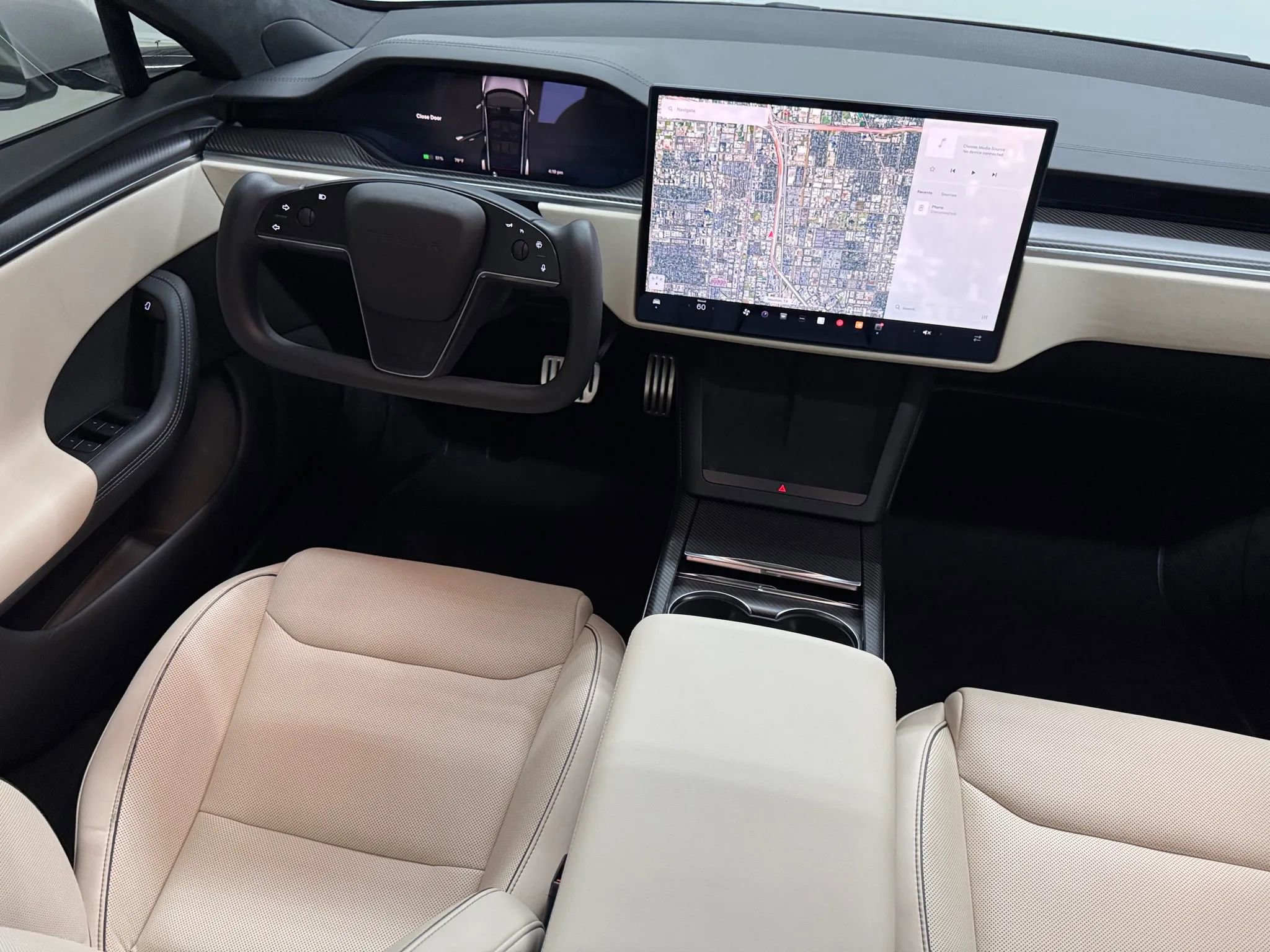 Used 2022 Tesla Model S Plaid image 23