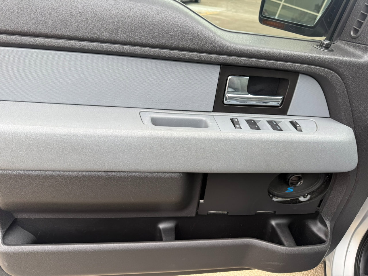 Used 2014 Ford F150 XLT w/ XLT Convenience Package image 10