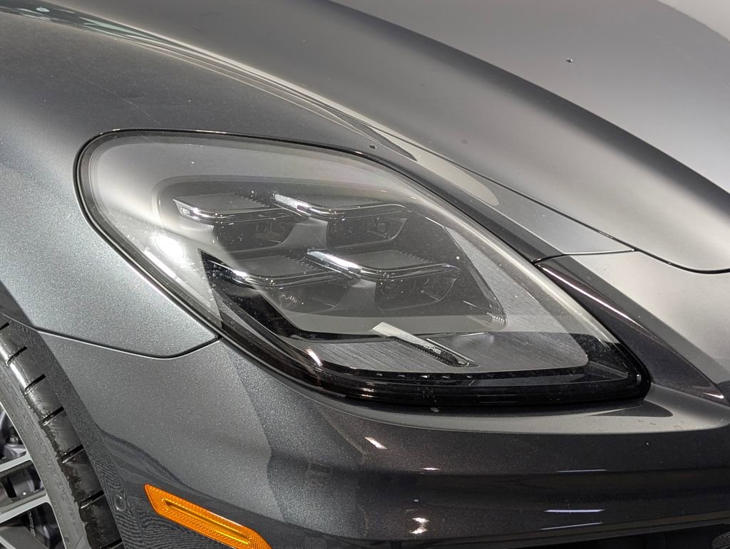 New 2026 Porsche Panamera 4 image 15