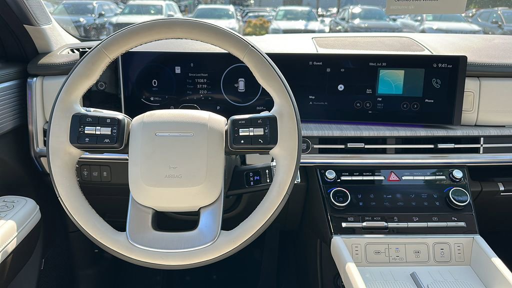 Used 2025 Hyundai Santa Fe Calligraphy w/ Tow & Go Package image 10