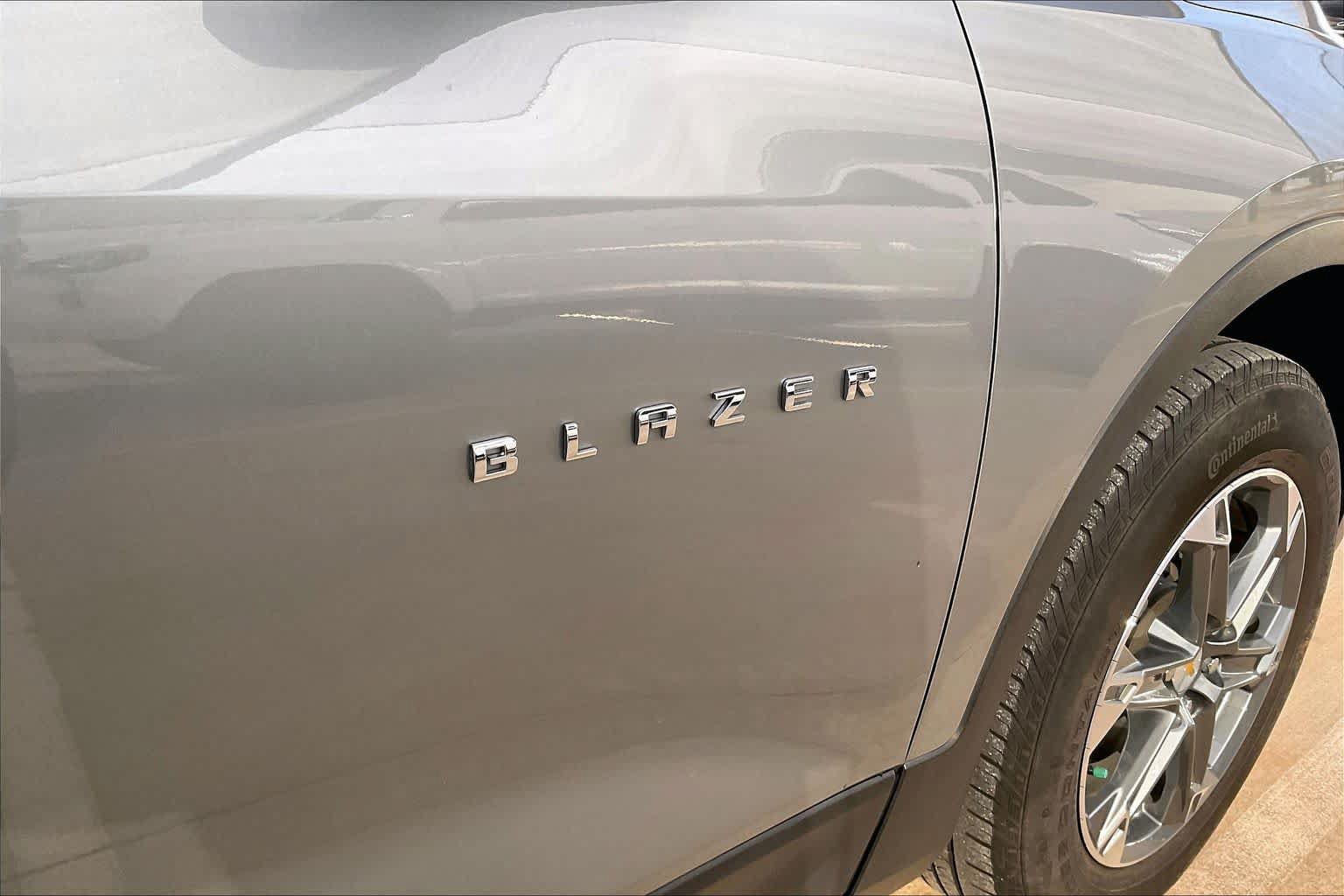 Used 2024 Chevrolet Blazer LT w/ Sound & Technology Package FWD image 10