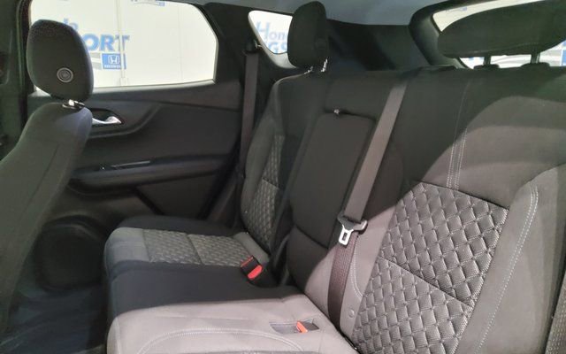 Used 2021 Chevrolet Blazer LT image 16