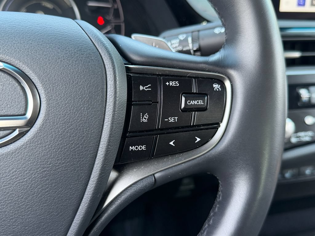Certified 2025 Lexus ES 300h w/ Premium Package FWD image 19