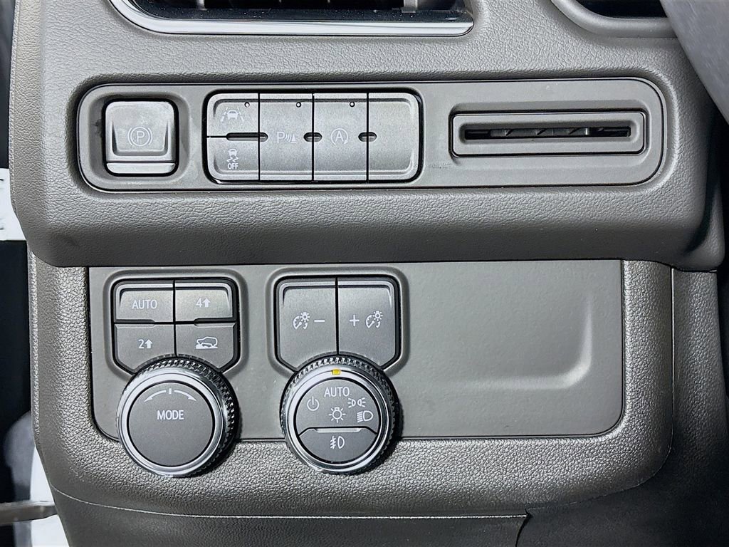 Certified 2023 GMC Yukon SLE w/ Gmc Pro Safety Plus Package image 11