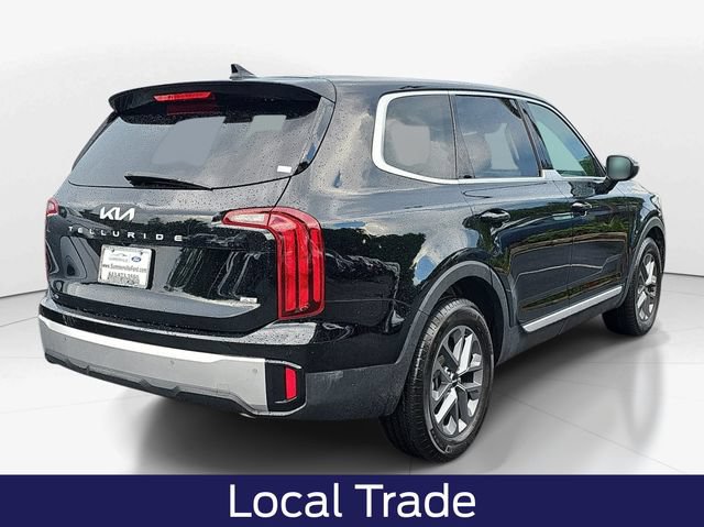 Used 2023 Kia Telluride LX AWD/4WD image 4
