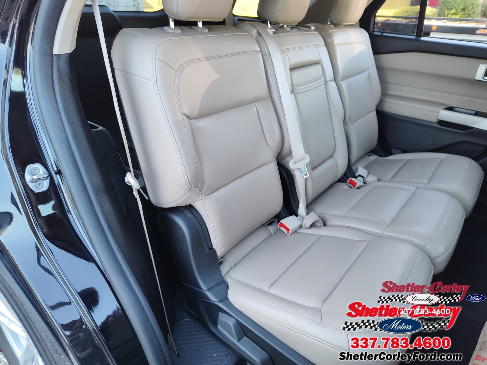 Used 2023 Ford Explorer XLT w/ Equipment Group 202A image 27