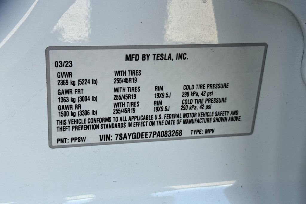 Used 2023 Tesla Model Y Long Range AWD/4WD image 27