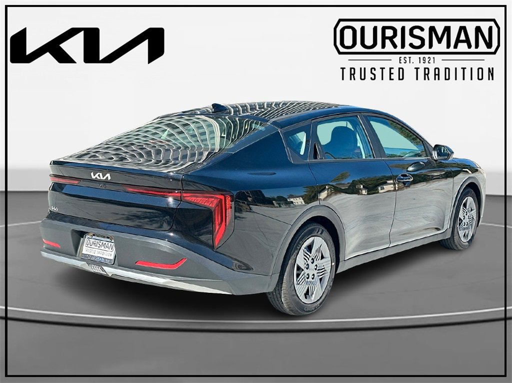 New 2025 Kia K4 LX image 4