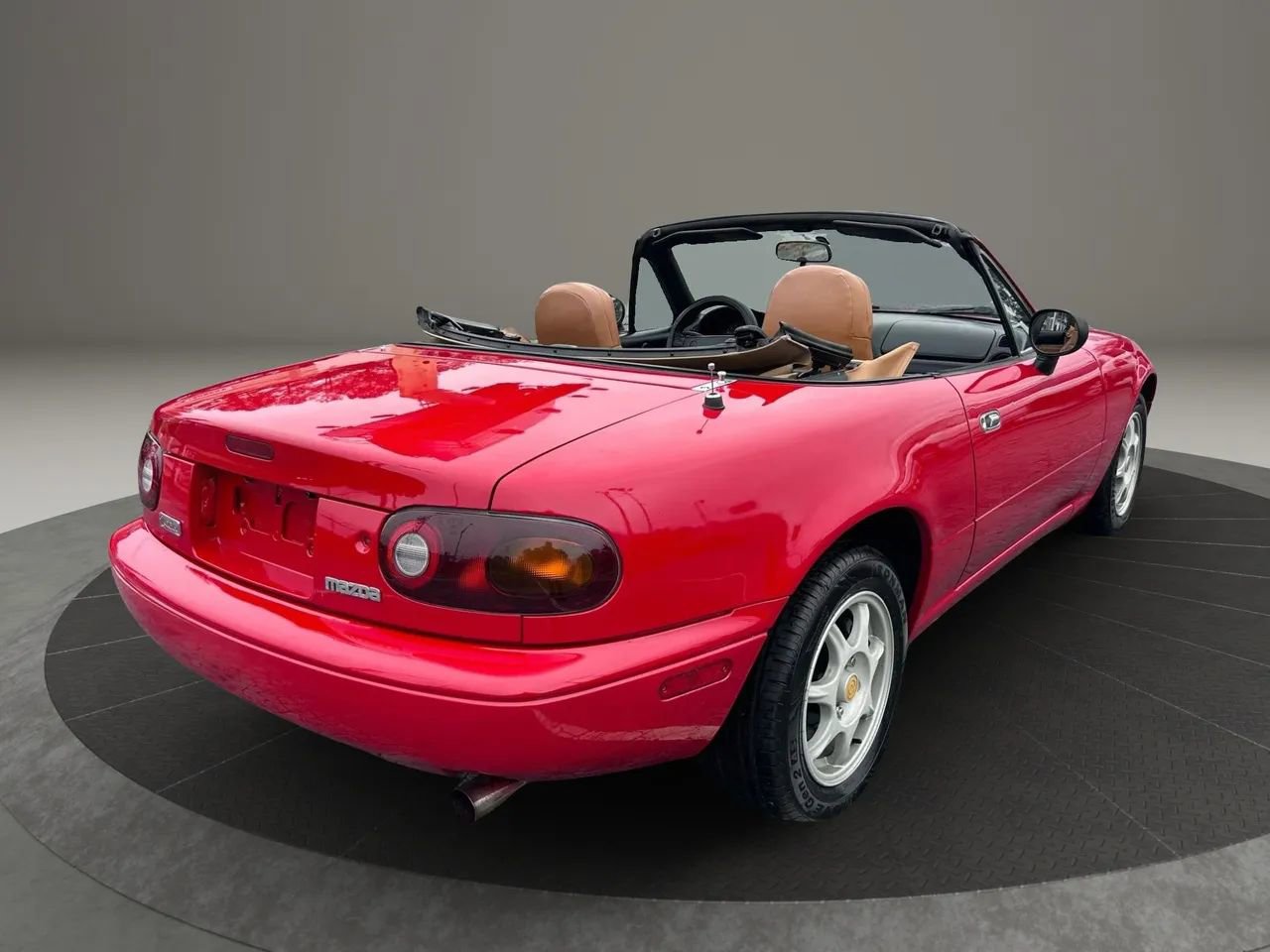 Used 1996 MAZDA MX-5 Miata image 3