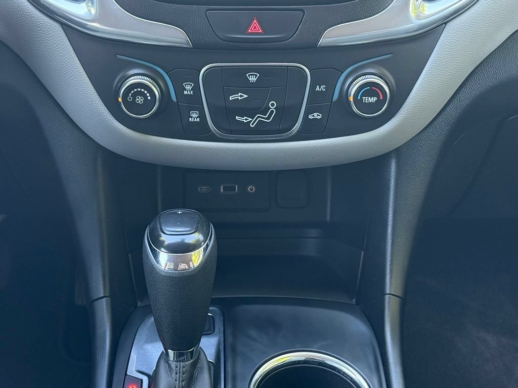 Used 2019 Chevrolet Equinox LS w/ LS Convenience Package AWD/4WD image 19