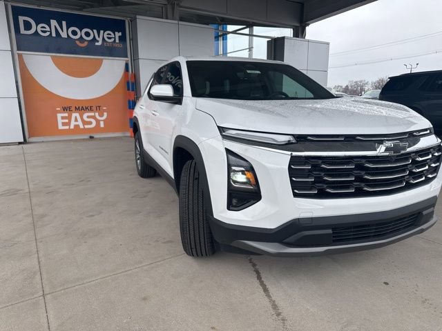 New 2026 Chevrolet Equinox LT w/ Convenience Package II image 2