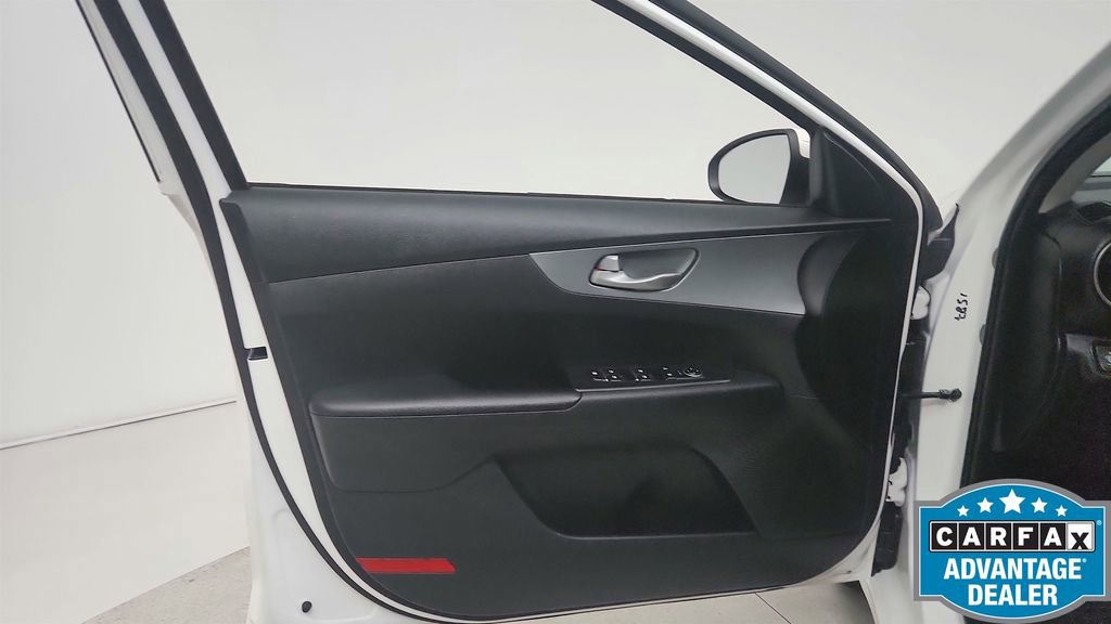 Used 2021 Kia Forte LXS FWD image 37