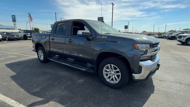 Used 2021 Chevrolet Silverado 1500 LT w/ Diesel Off-Road Package AWD/4WD image 2
