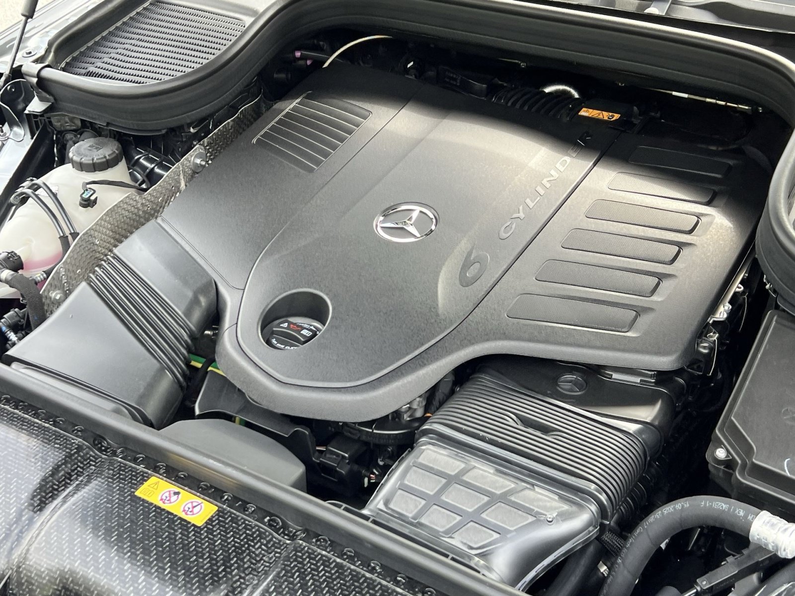 New 2026 Mercedes-Benz GLS 450 4MATIC image 28