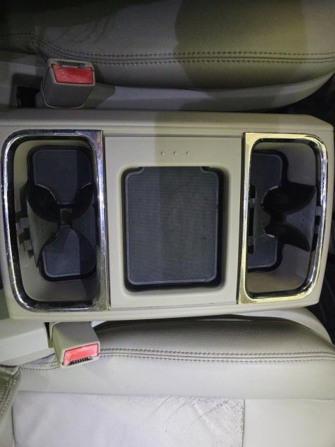 Used 2015 Chrysler Town & Country Touring image 44