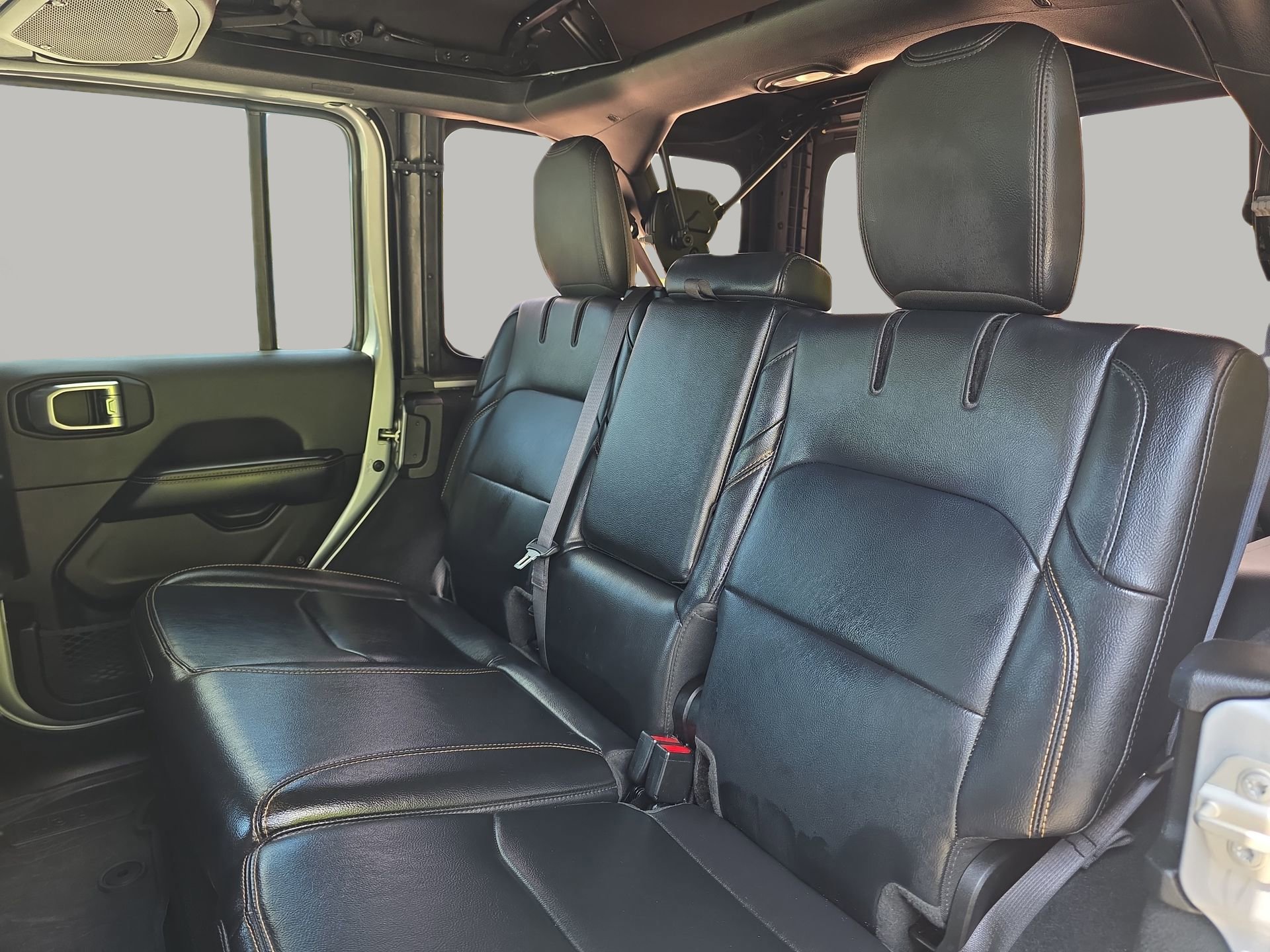 Used 2024 Jeep Wrangler Sahara w/ Technology Group image 42
