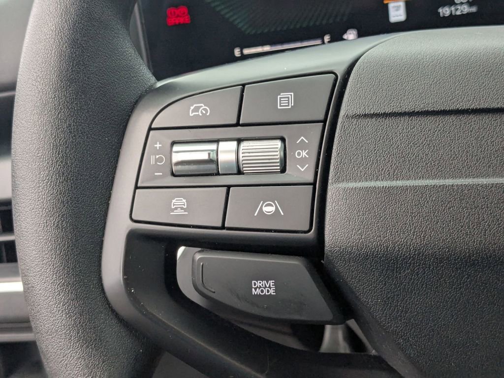 Used 2025 Kia K4 LXS image 25