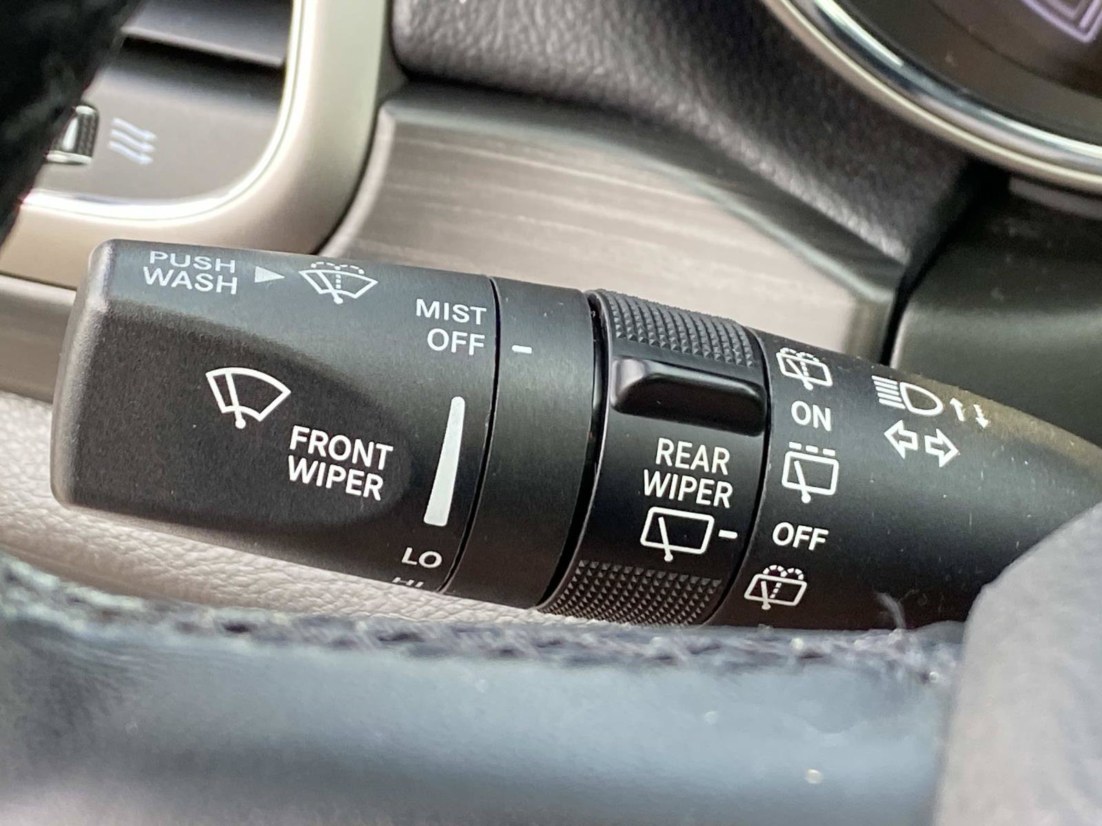Used 2020 Jeep Grand Cherokee Altitude AWD/4WD image 20