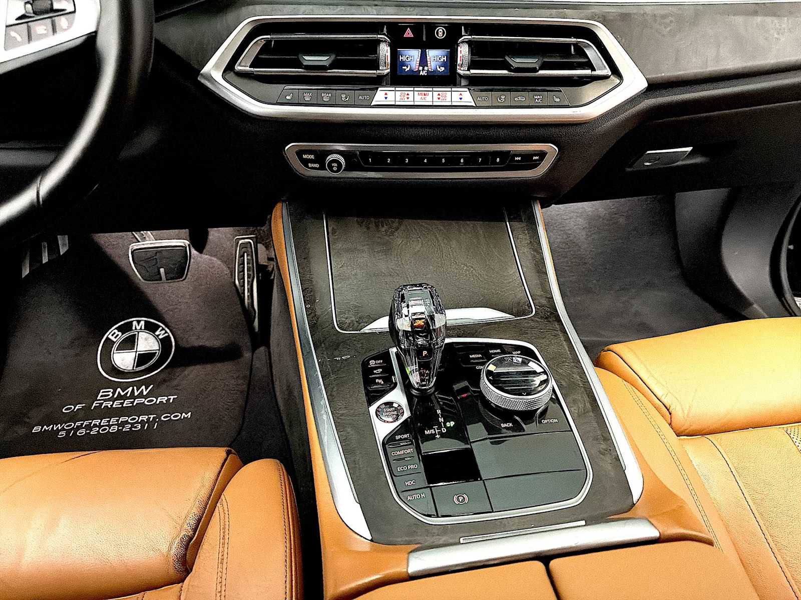 Used 2022 BMW X5 xDrive40i w/ M Sport Package image 18