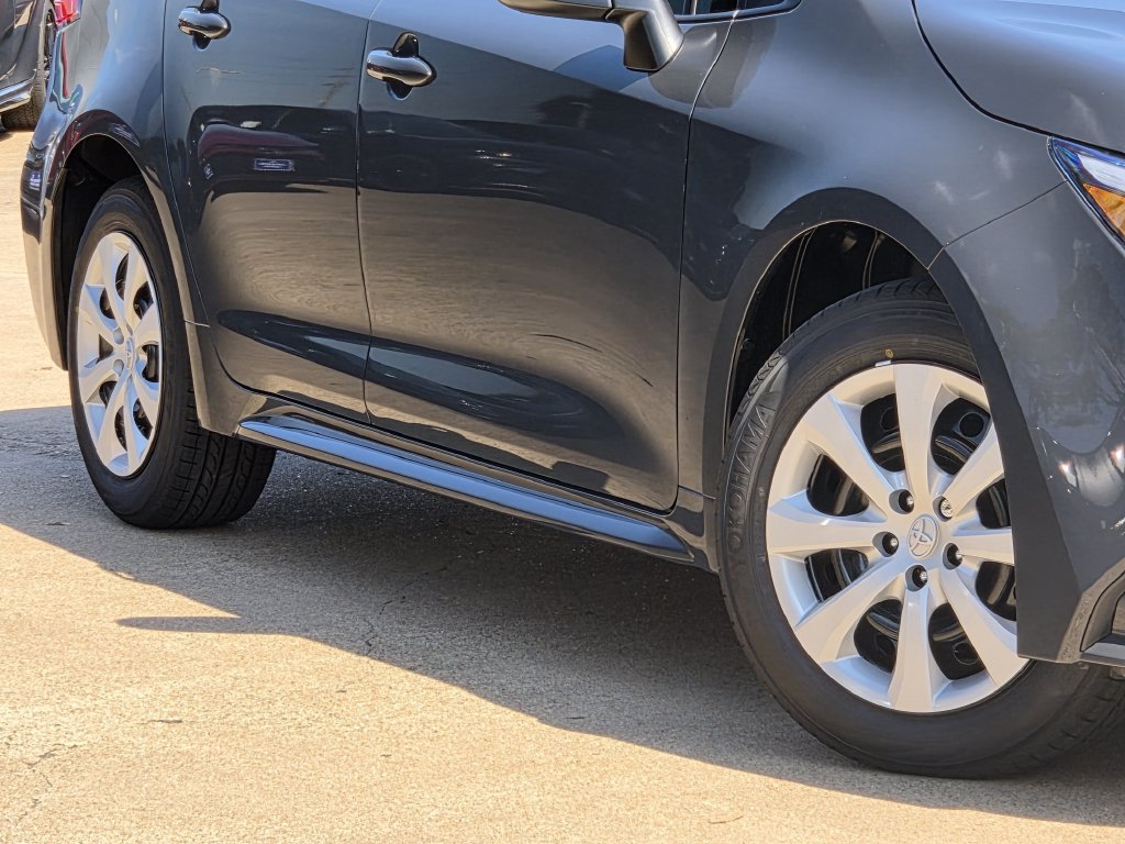 New 2027 Toyota Corolla LE FWD image 11